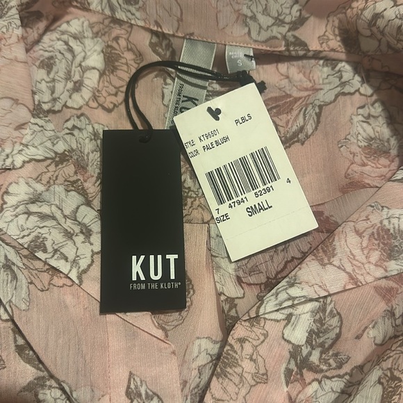 NWT KUT FROM THE KLOTH Women blouse Pink Floral V Neck 3/4 sleeves  size small - Picture 12 of 12